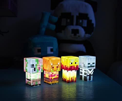 Minecraft Mini Mob Mini Mood Figural אורות מצב רוח, סט של 4 | כולל שלד, Blaze, Piglin, Piglin